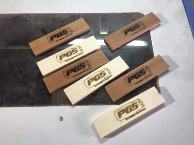 FB_IMG_1441995632099.jpg (53.05 Kio) Vu 7812 fois Flancs boîtier half rack