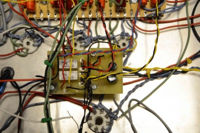 switching.JPG (183.59 Kio) Vu 24634 fois la partie switching avec la carte d'alim